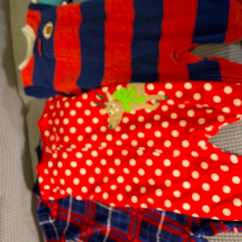 4 pairs fleece pajamas size 12 months lightly used